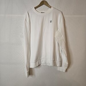 Under Armour Men's Size XXL White crew neck shirt with detail mesh sleeves